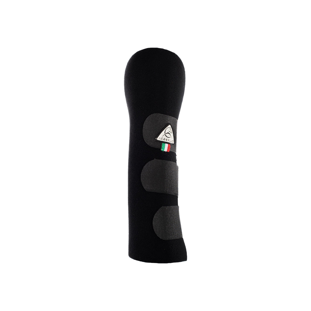 Gel tail guard with hook-and-loop closure