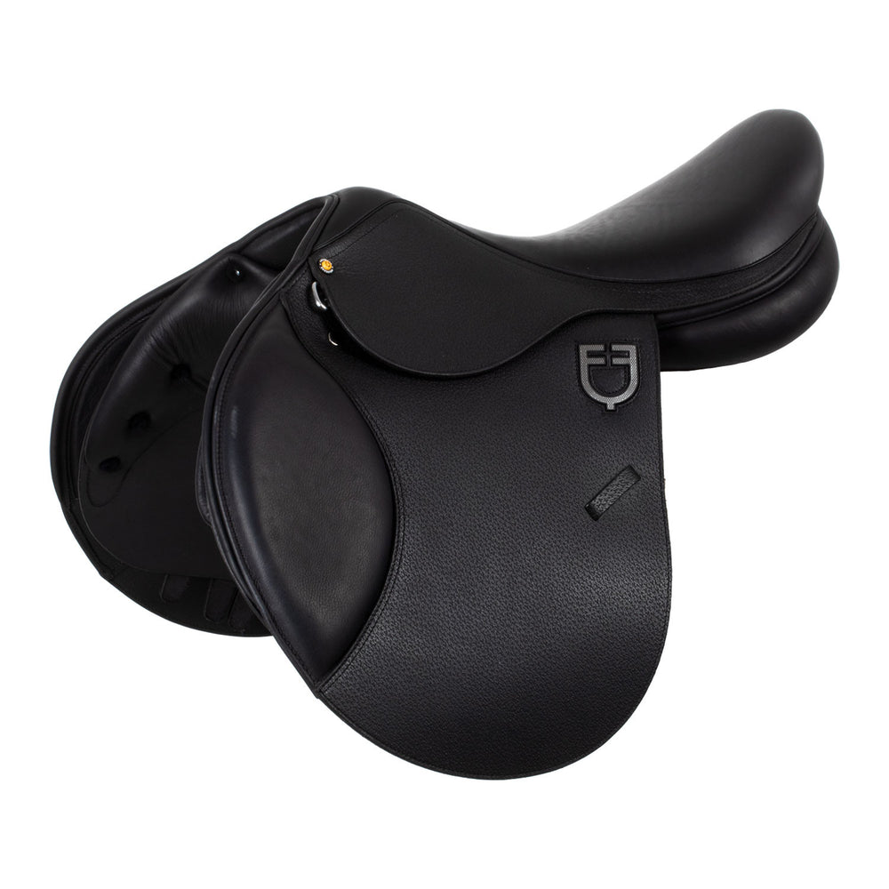 Evolution pro jumping saddle BLACK