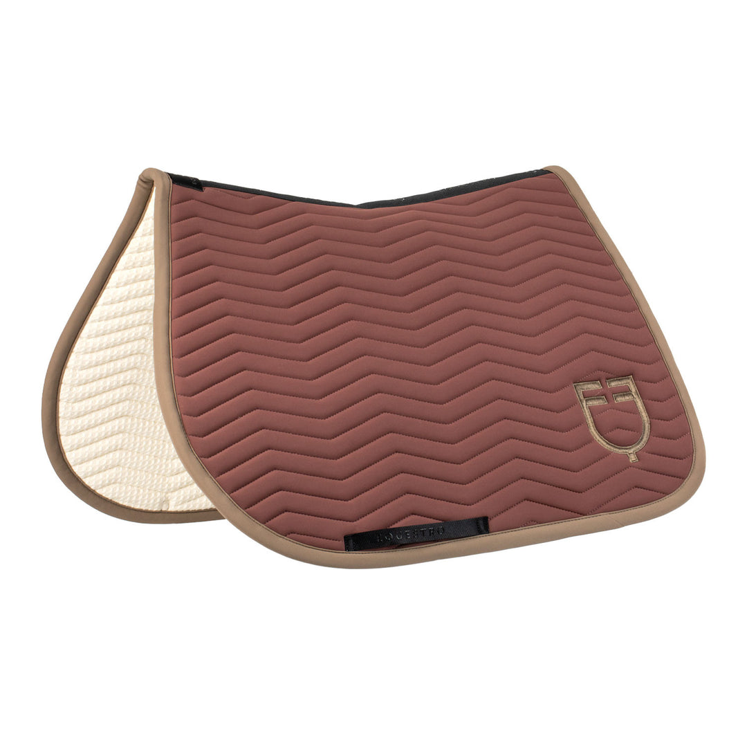 Wave Quilting jumping saddle pad in technical MARRON (18-1415)/WALNUT (18-1112)