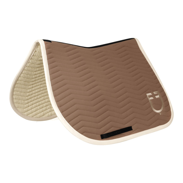 Wave Quilting jumping saddle pad in technical WALNUT (18-1112)/ANTIQUE WHITE (11-0105)