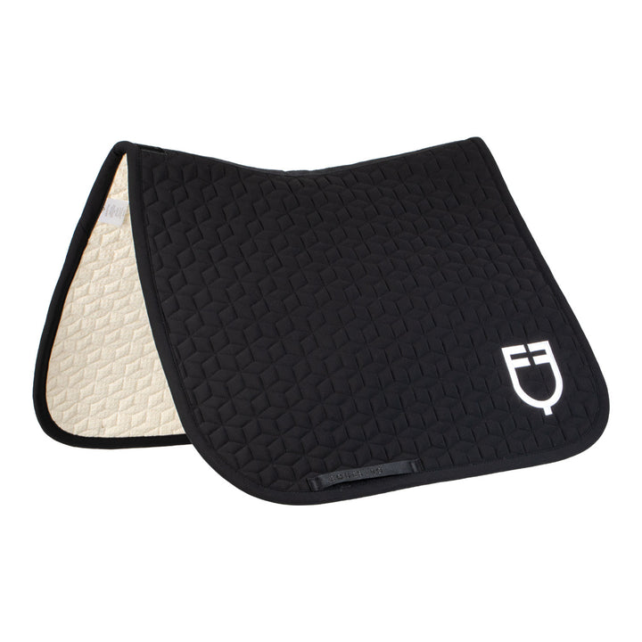 Dressage saddle pad with cube quilting BLACK
