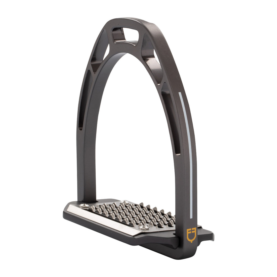 Aluminium stirrups inclined tread