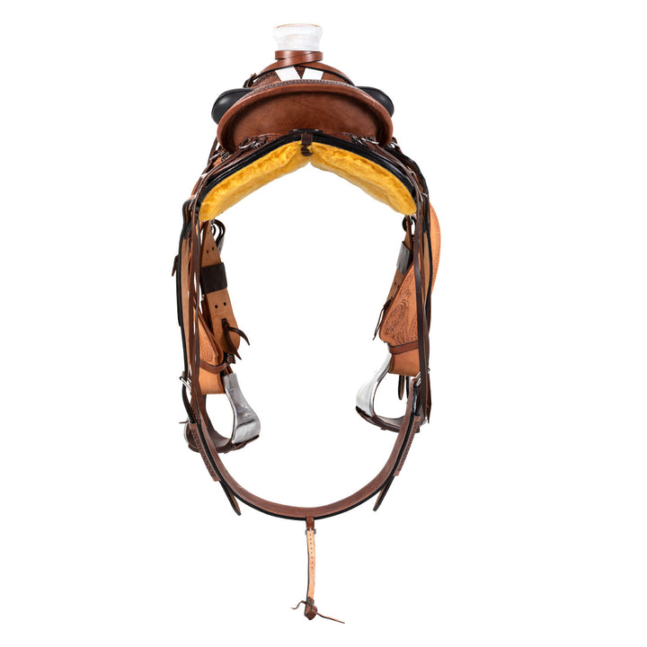 APACHE WADE WESTERN SADDLE WITH BACK GIRTH AND KNIFE GUARD
