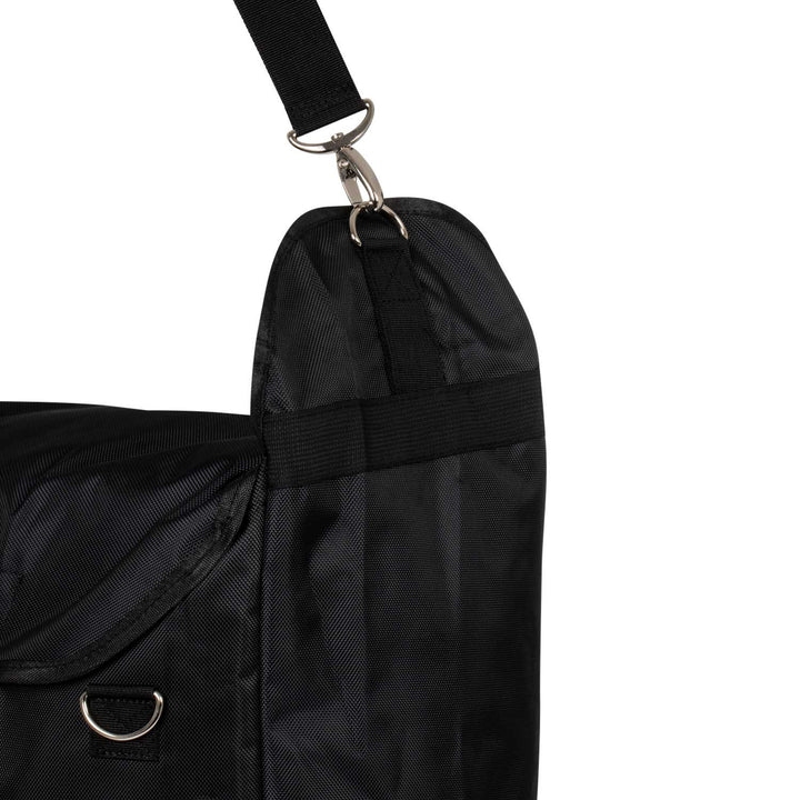 Bag for hay with handle 4x4 70L