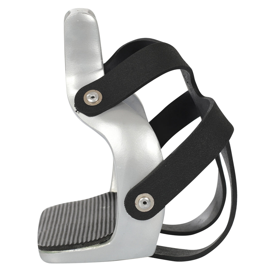 ALUMINUM COLOR STIRRUP WITH TOE CAGE SILVER